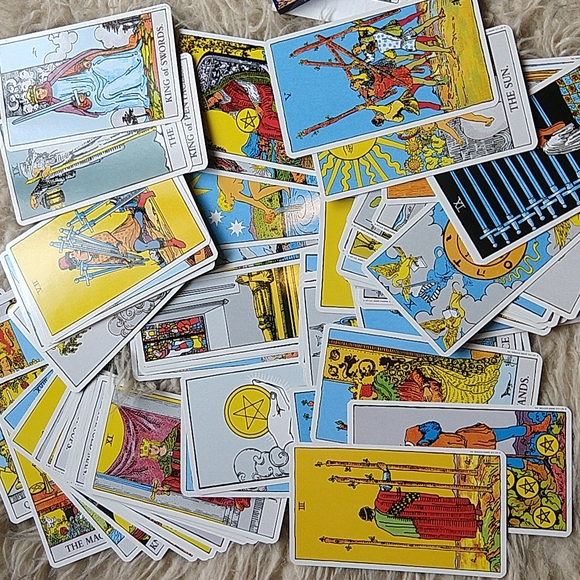 Rider Waite Tarot Deck Complete with Guide - Picture 5 of 5
